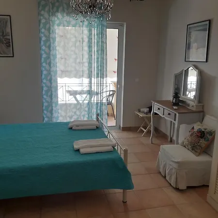 Foivos Seaside אגיוס גיורגיוס