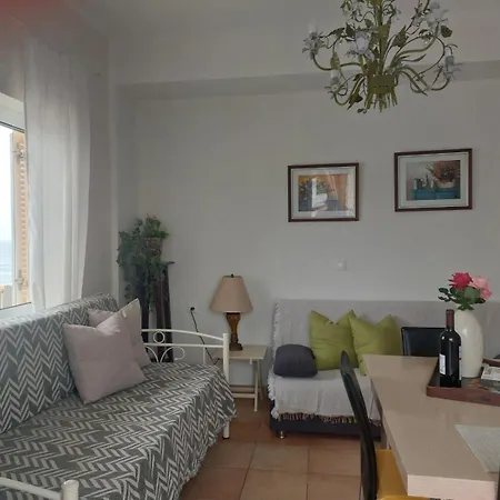 Apartment Foivos Seaside