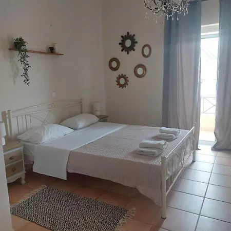 Foivos Seaside Apartment Agios Georgios (Corfu)
