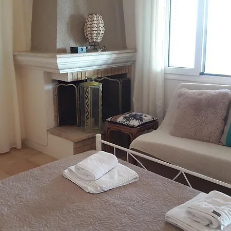 Foivos Seaside Agios Georgios (Corfu)