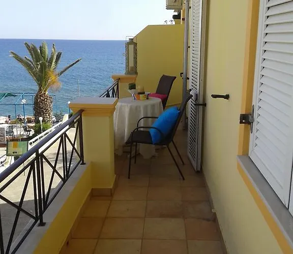 Foivos Seaside Agios Georgios (Corfu)