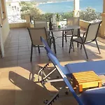 Апартаменты Foivos Seaside *
