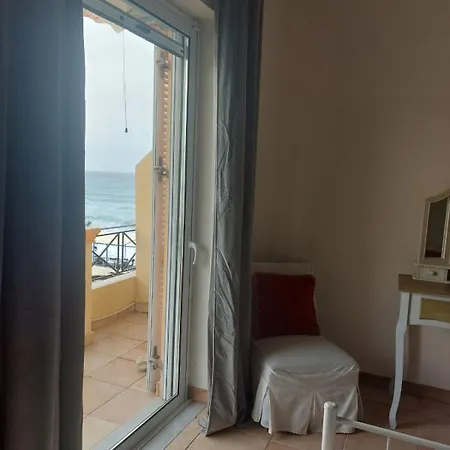 Foivos Seaside آغيوس غيوريوس